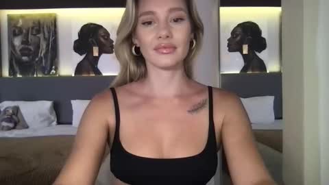 Stella online show from 26, 11, 2025