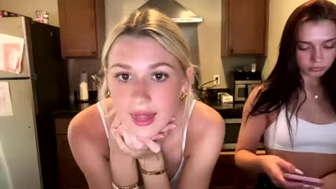 Stella Rose online show from 30, 4, 2026