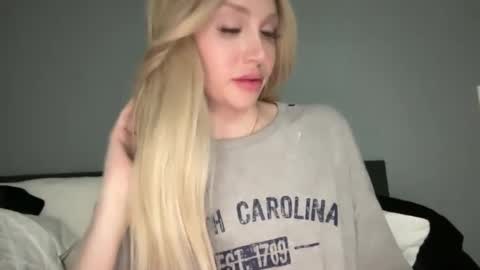 Stella Bella online show from 1, 2, 2025