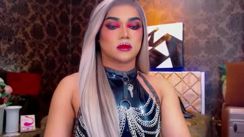 CALL ME STELLA online show from 22, 1, 2025