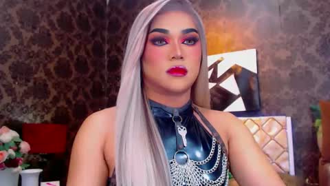 CALL ME STELLA online show from 23, 1, 2025