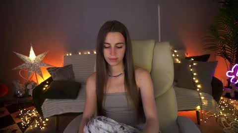 stellahoneywell online show from 8, 6, 2026