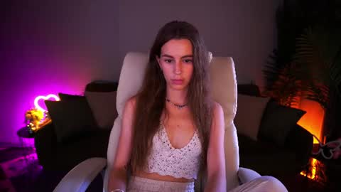 stellahoneywell online show from 26, 6, 2026