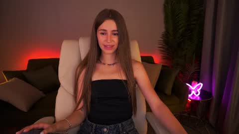 stellahoneywell online show from 3, 7, 2026