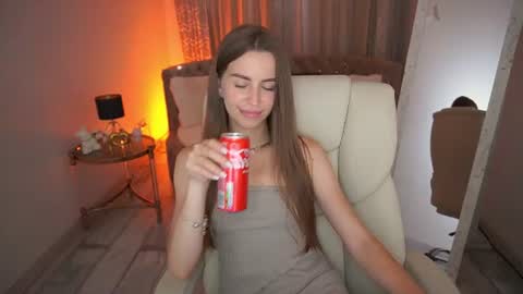 stellahoneywell online show from 24, 7, 2026