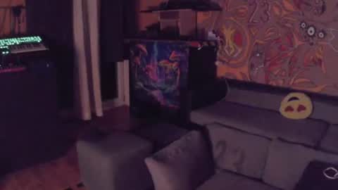 Snapshot of stenlyvrbich chatting on 14, 9, 2025 lee online show from 14, 9, 2025