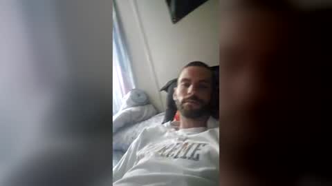Snapshot of stepbro187 chatting on 17, 6, 2026 stepbro187 online show from 17, 6, 2026