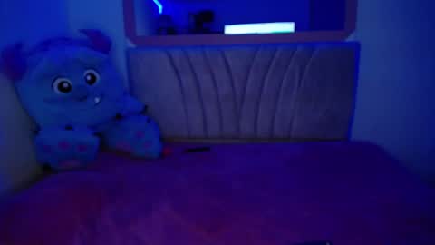 Emma online show from 4, 2, 2025