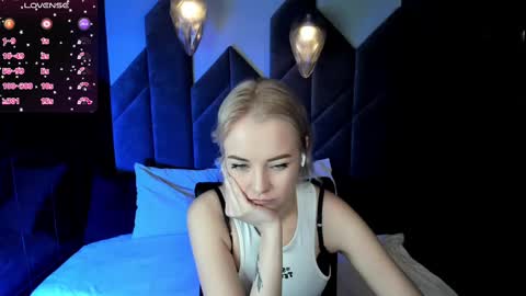 Stephanie Sea online show from 18, 2, 2025