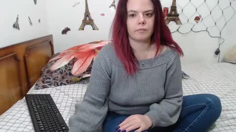 Snapshot of stephaniewild chatting on 4, 2, 2025 Stephanie online show from 4, 2, 2025