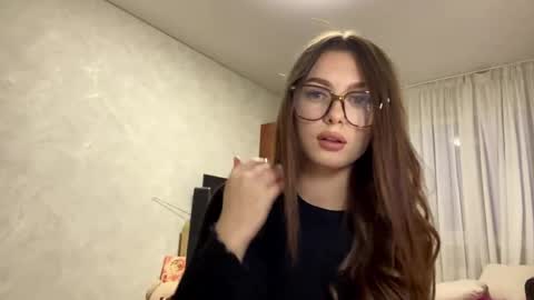 Stephani online show from 14, 4, 2026