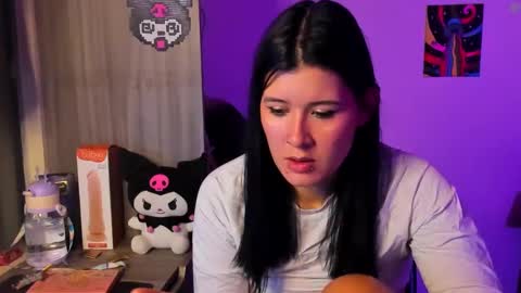 Stephany  independient model  online show from 9, 9, 2025