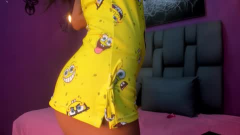 Snapshot of stephanyholland chatting on 1, 12, 2025 Sthep online show from 1, 12, 2025