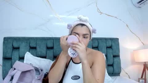 Stefanny online show from 16, 11, 2025