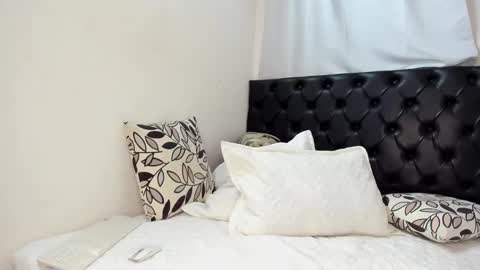 estefania online show from 14, 2, 2025