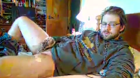 Snapshot of sterben13v chatting on 17, 5, 2026 Ian23602 online show from 17, 5, 2026
