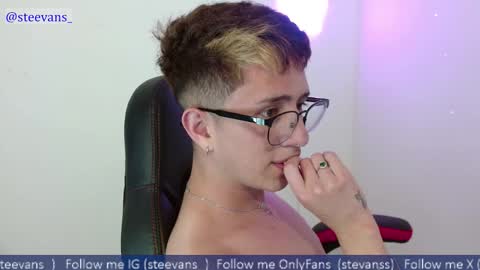 Snapshot of stevans_ chatting on 10, 9, 2025 Stevan online show from 10, 9, 2025