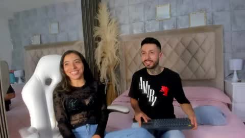 Snapshot of stevenandlaura_ chatting on 22, 4, 2026 stevenandlaura_ online show from 22, 4, 2026