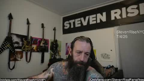 Snapshot of stevenrisenyc chatting on 5, 7, 2026 StevenRiseNYC online show from 5, 7, 2026
