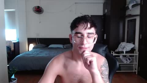 Snapshot of steveoceanbeanhuge chatting on 11, 5, 2026 Alex online show from 11, 5, 2026