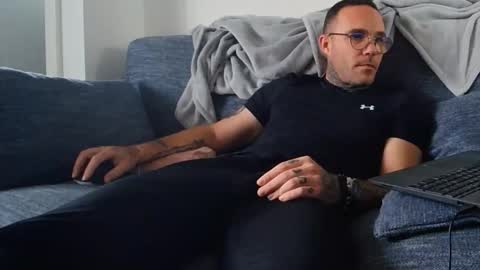 Snapshot of stevie_rae chatting on 13, 10, 2025 stevie_rae online show from 13, 10, 2025