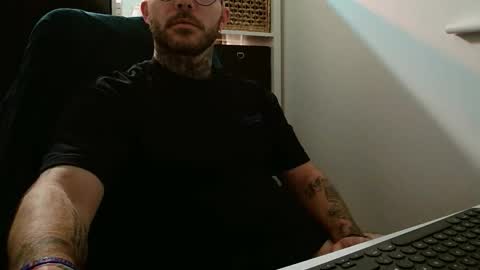 Snapshot of stevie_rae chatting on 29, 10, 2025 stevie_rae online show from 29, 10, 2025