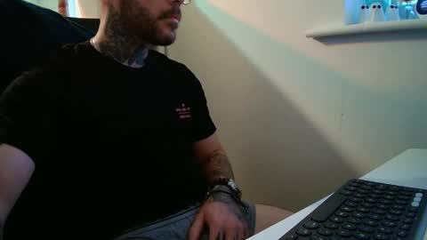 Snapshot of stevie_rae chatting on 2, 11, 2025 stevie_rae online show from 2, 11, 2025