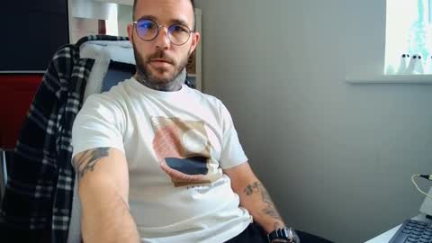 Snapshot of stevie_rae chatting on 6, 11, 2025 stevie_rae online show from 6, 11, 2025