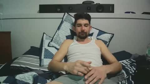 steviecombes01 online show from 2, 4, 2026