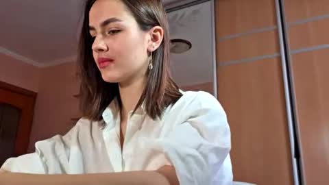 Lina online show from 17, 1, 2026