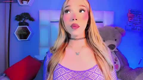 Steisee Reyes online show from 3, 10, 2025