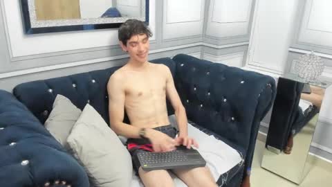 Snapshot of sthefan_salvatore chatting on 10, 3, 2025 STEFAN online show from 10, 3, 2025