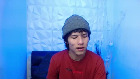 Snapshot of stich_23 chatting on 28, 4, 2026 Stich online show from 28, 4, 2026