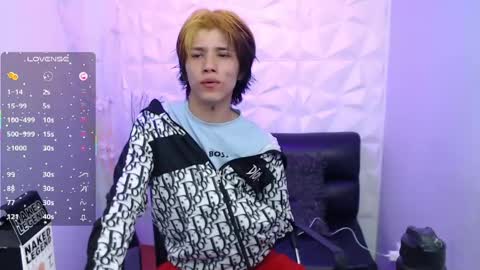 Snapshot of stich_23 chatting on 21, 5, 2026 Stich online show from 21, 5, 2026