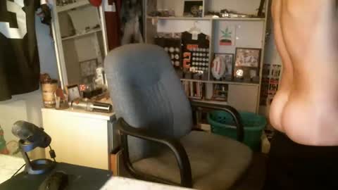 Snapshot of stickey4areason chatting on 24, 12, 2024 stickey online show from 24, 12, 2024