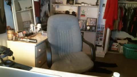 Snapshot of stickey4areason chatting on 28, 12, 2024 stickey online show from 28, 12, 2024