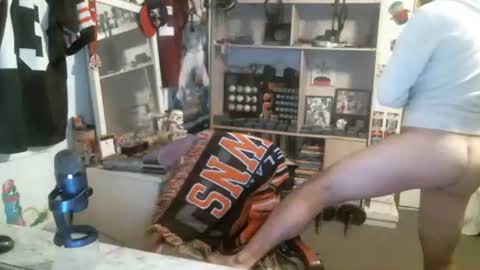 stickey online show from 2, 11, 2025