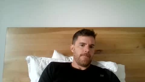 Snapshot of sticky_keyboard1234 chatting on 26, 7, 2026 Josh online show from 26, 7, 2026