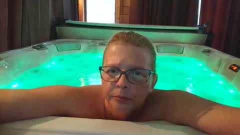 Snapshot of stickywethoney chatting on 22, 4, 2026 Stickywethoney online show from 22, 4, 2026