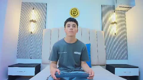 stiven_cooper2 online show from 24, 6, 2026