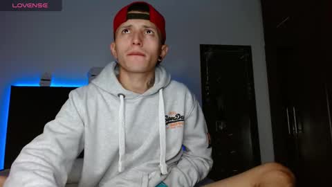 Snapshot of stivent777 chatting on 23, 2, 2025 stiven tellez online show from 23, 2, 2025