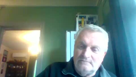 Snapshot of stoewer55 chatting on 26, 10, 2025 stoewer55 online show from 26, 10, 2025