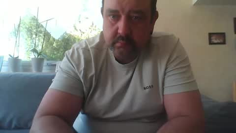 stoned1983 online show from 23, 4, 2026