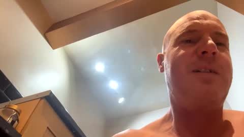 Stoodley22 online show from 17, 12, 2025