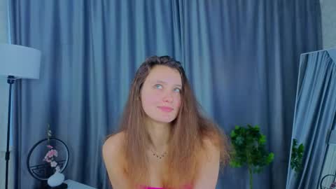 Luna online show from 10, 5, 2026