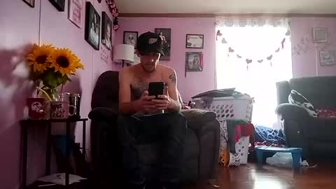 Snapshot of str33twyz3 chatting on 2, 12, 2024 Streetwyze online show from 2, 12, 2024
