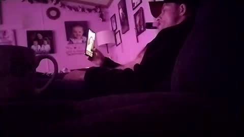 Snapshot of str33twyz3 chatting on 5, 12, 2024 Streetwyze online show from 5, 12, 2024