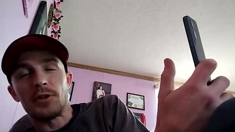 Snapshot of str33twyz3 chatting on 10, 12, 2024 Streetwyze online show from 10, 12, 2024