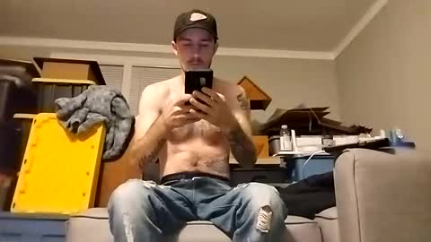 Snapshot of str33twyz3 chatting on 17, 10, 2025 Streetwyze online show from 17, 10, 2025