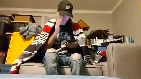 Snapshot of str33twyz3 chatting on 21, 10, 2025 Streetwyze online show from 21, 10, 2025